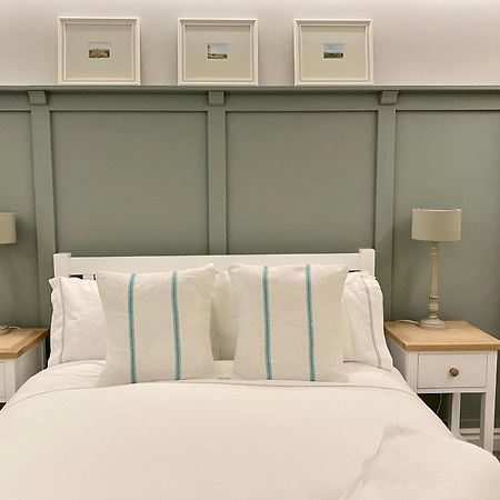 Victoria Bar Walls By Chateau Anna, Central York - Free Parking المظهر الخارجي الصورة